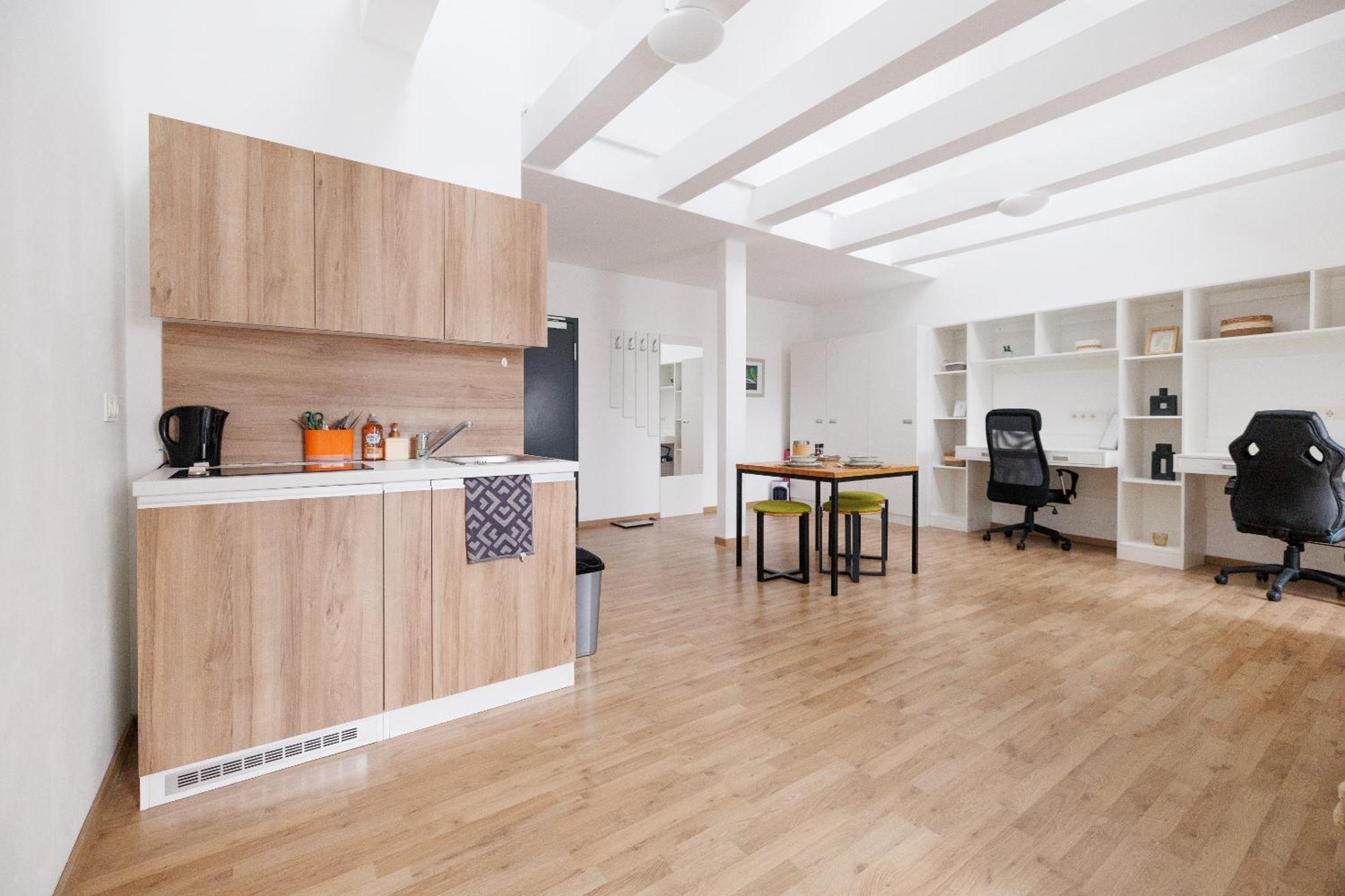Central Urban Studio Wiener Neustadt Buitenkant foto